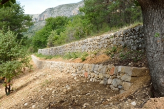 Mur en Pierres seches de Provence